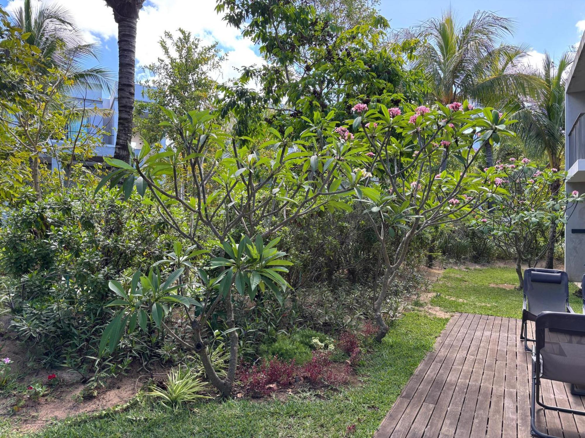 Mont Choisy Le Parc By Pam Golding Apartment Exterior foto